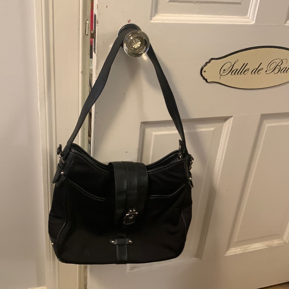 Etienne Aigner hobo with several compartments for organization